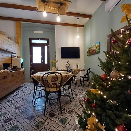 Cantunera Sicilianroom เปียซซา อาร์เมรีนา ภายนอก รูปภาพ