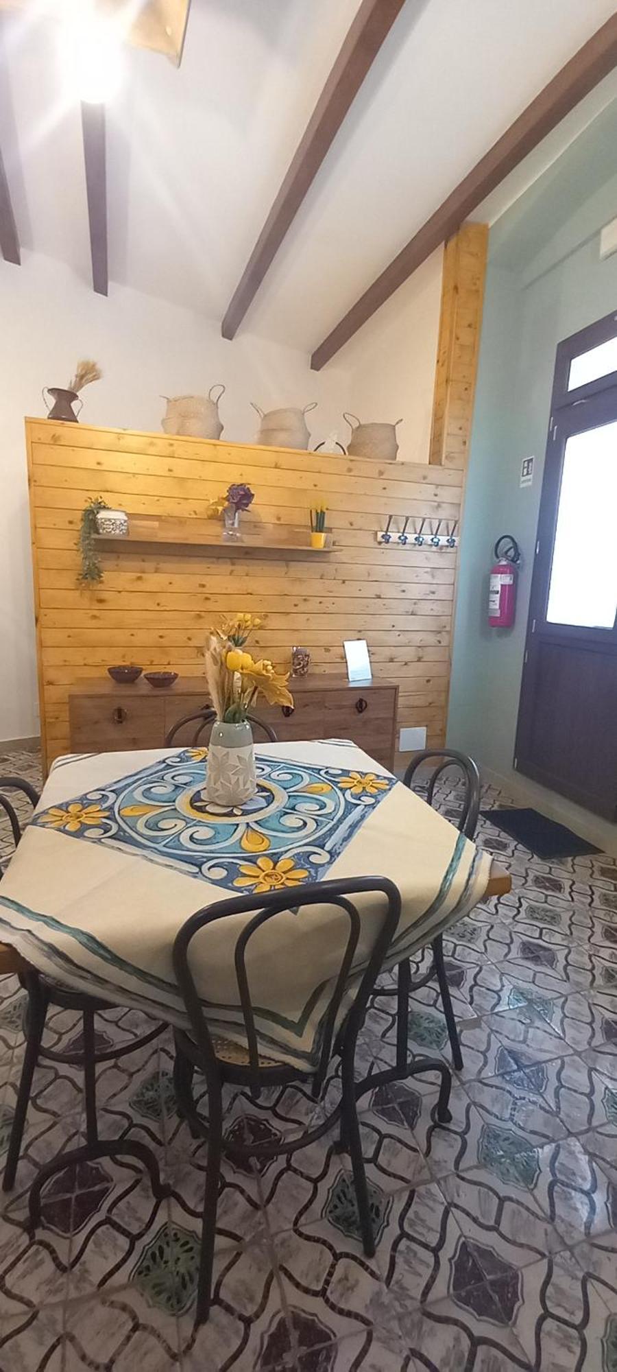 Cantunera Sicilianroom เปียซซา อาร์เมรีนา ภายนอก รูปภาพ